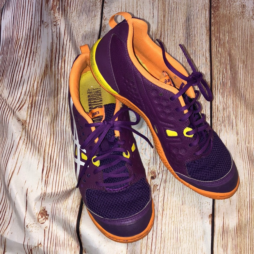 ASICS sneaker sz7